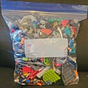 LEGOS Random Assorted Pieces in Vibrant Colors (Gallon Bag)